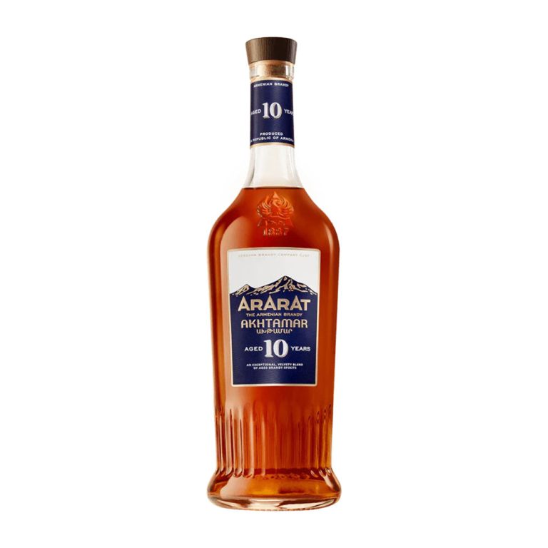 Ararat Brandy 10 Year, 750 ml product packaging