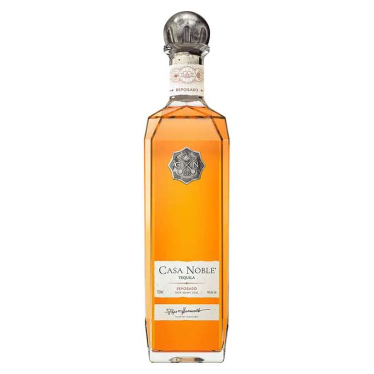 Casa Noble Reposado, 750 ml product packaging