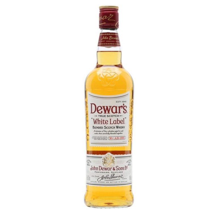 Dewar's White Label Blended Scotch Whisky, 750 ml product packaging