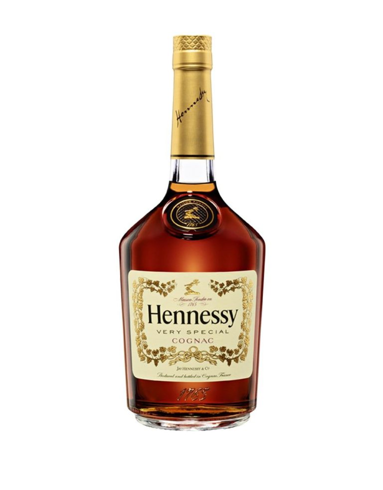 Hennessy VS Cognac bottle